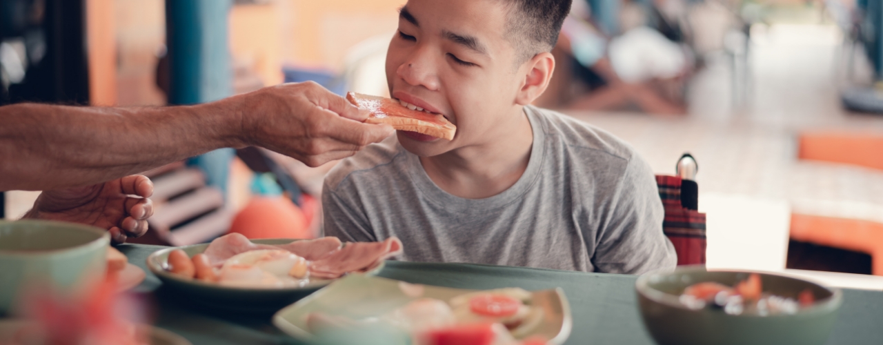 feeding-WeeSpeak-therapy-and-learning-center-Lafayette-IN